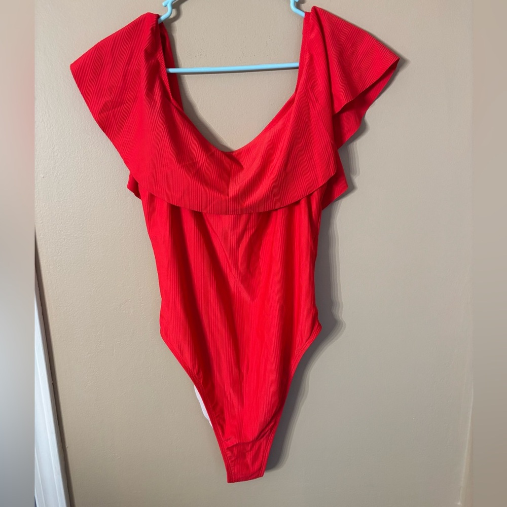 Dippin’ Daisy’s one piece swimsuit/no padding 1X